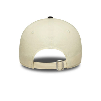 This is a New York Yankees Womens MLB Faux Suede Light Beige 9FORTY Adjustable Cap 4