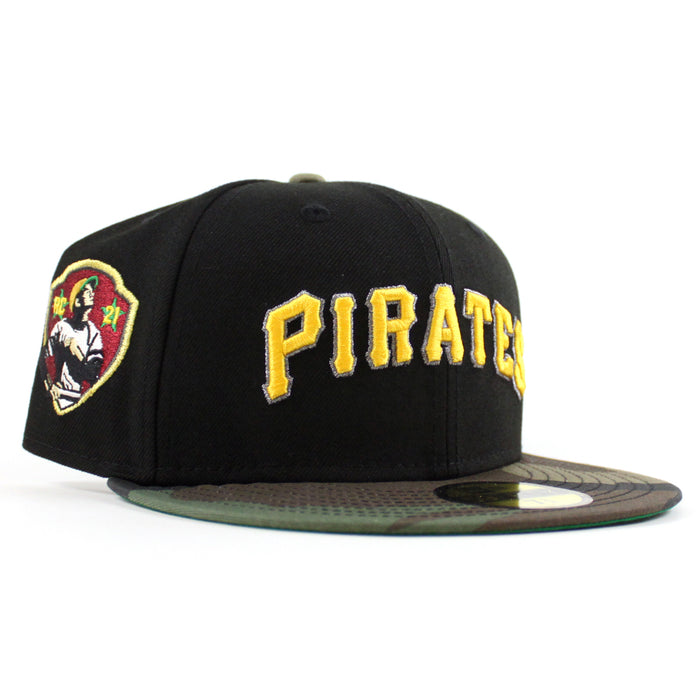 Pittsburgh Pirates Roberto Calmente  59Fifty New Era Fitted Hats (Black WoodLand Camo Green Brim)