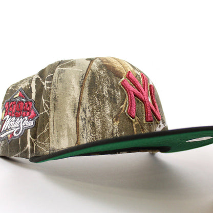🚨PRE-ORDER🚨 New York Yankees 1999 World Series New Era 59Fifty Fitted Hat (Real Tree camo Black Green Under Brim)