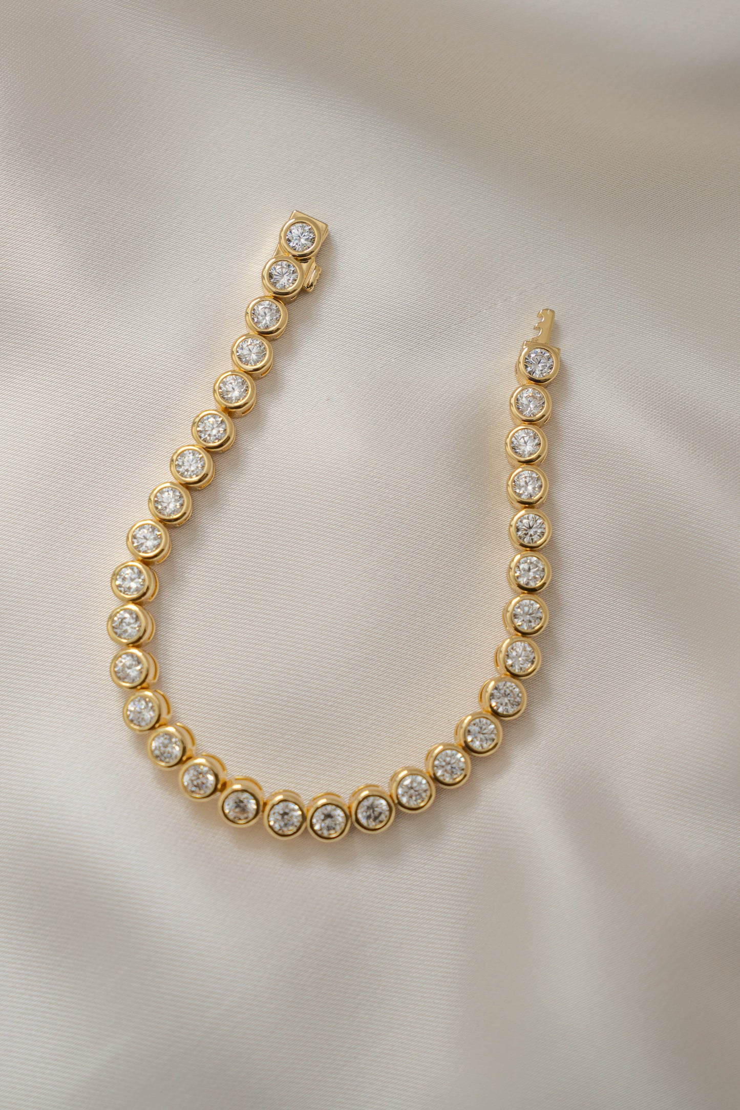 4mm Round Bezel Tennis Bracelet