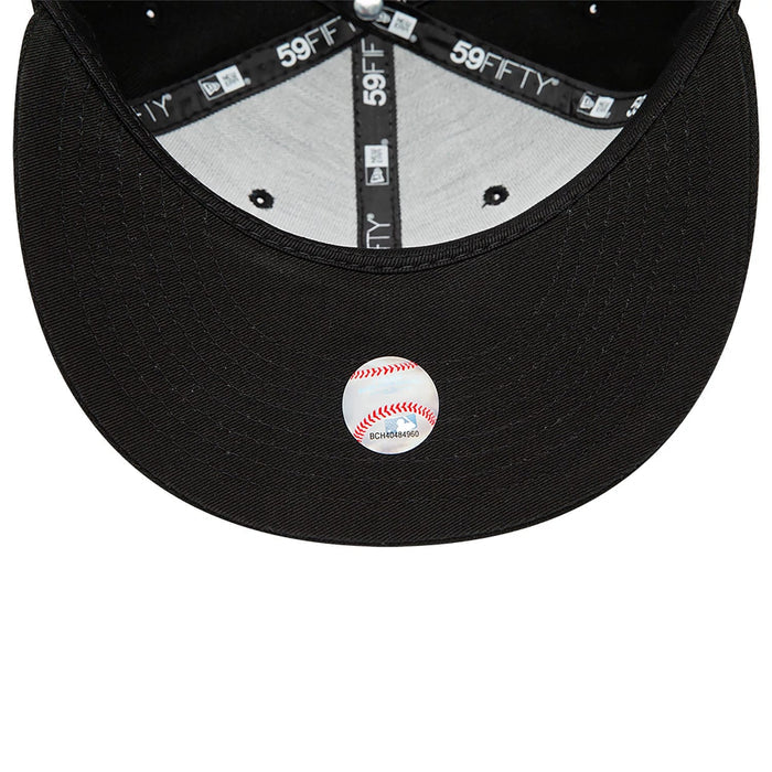 This is a San Francisco Giants MLB Black and White 59FIFTY Fitted Cap 5
