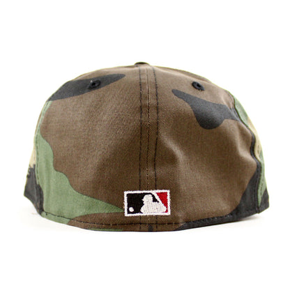 San Francisco Giants Tell It Goodbye New Era 59Fifty Fitted Hat (WoodLand Camo Black Green Under Brim)