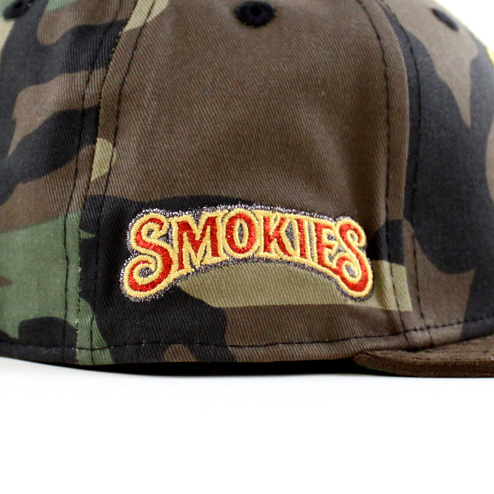 TENSMO TENNESSEE SMOKIES BEAR New Era 59Fifty Fitted Hat (WoodLand Camo Brown Green Under Brim)