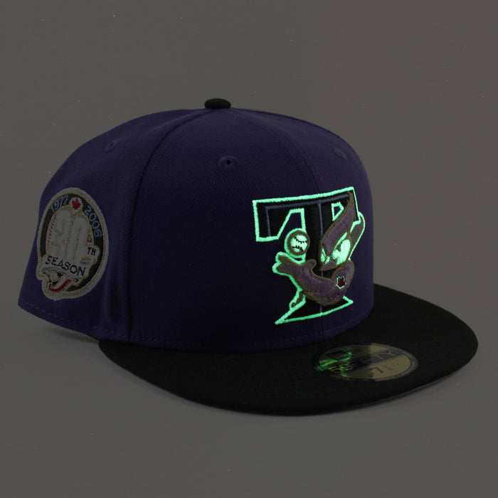 Toronto Blue Jays 30th Anniversary New Era 59Fifty Fitted Hat (Orchid Black Gray Under Brim)